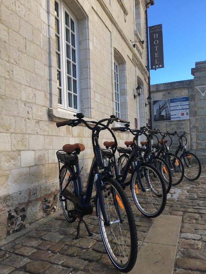 Hôtel Jean De Bruges Saint-Riquier Exterior foto